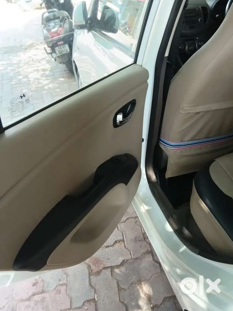 Hyundai I10 2012 Petrol 94000 Km Driven