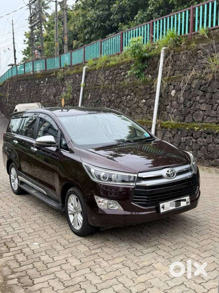 Toyota Innova Crysta 2.8z Automatic, 2018, Diesel
