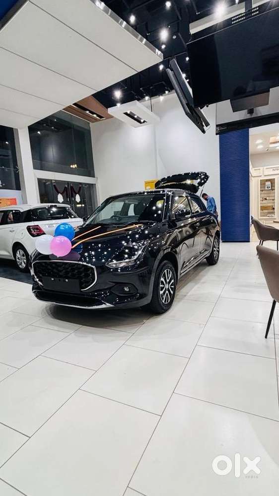 Maruti Suzuki Swift 2025 Petrol 5020 Km Driven