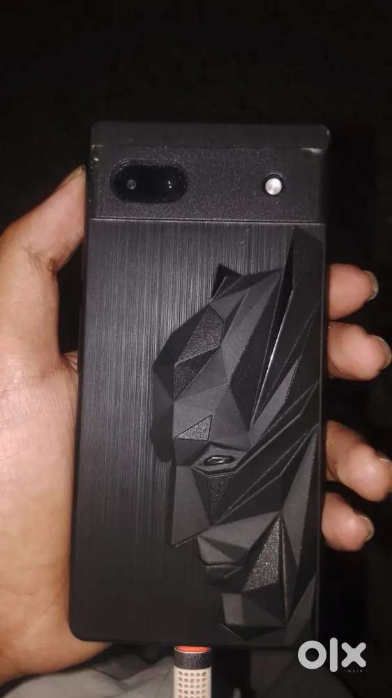 Google pixel a6 5g hai All working hai phone ka touch glass crack