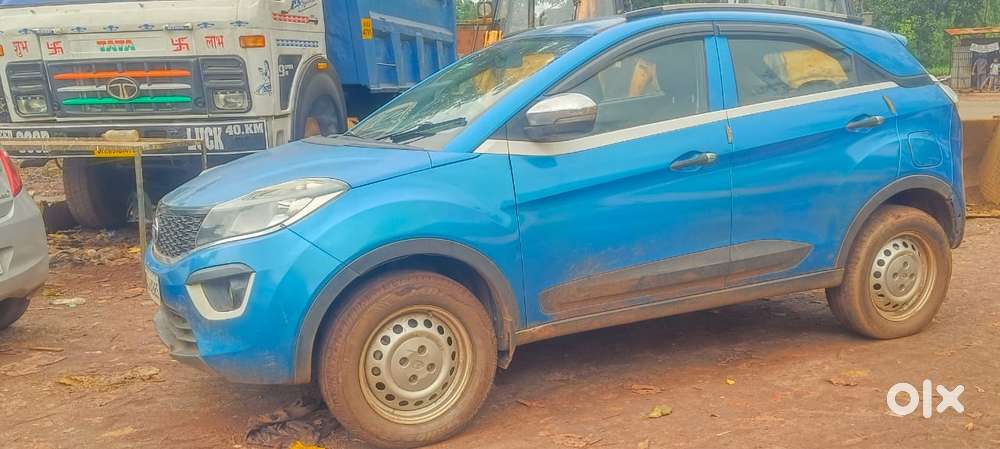 Tata Nexon 1.2 Revotron Xm Plus (s), 2018