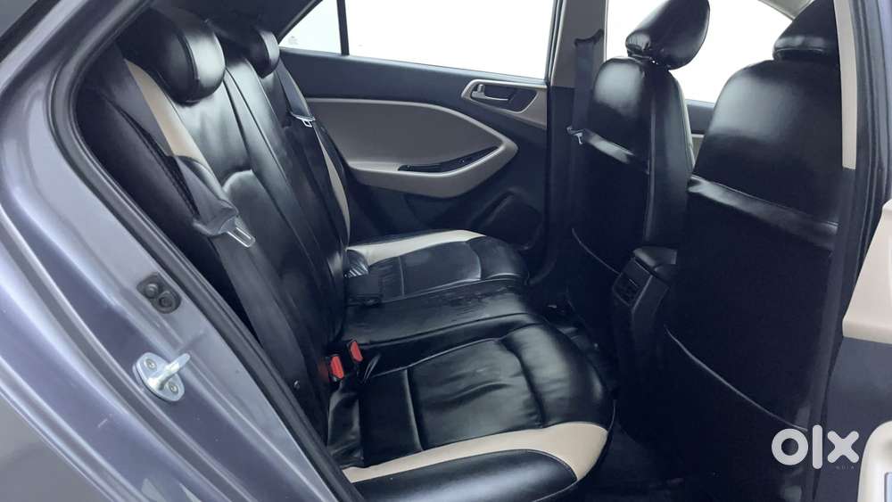 Hyundai Elite I20 Asta Option, 2016, Petrol