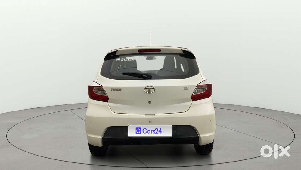 Tata Tiago 1.2 Revotron Xz, 2017, Petrol