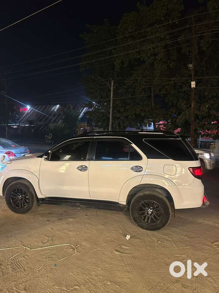 Toyota Fortuner Diesel 2015