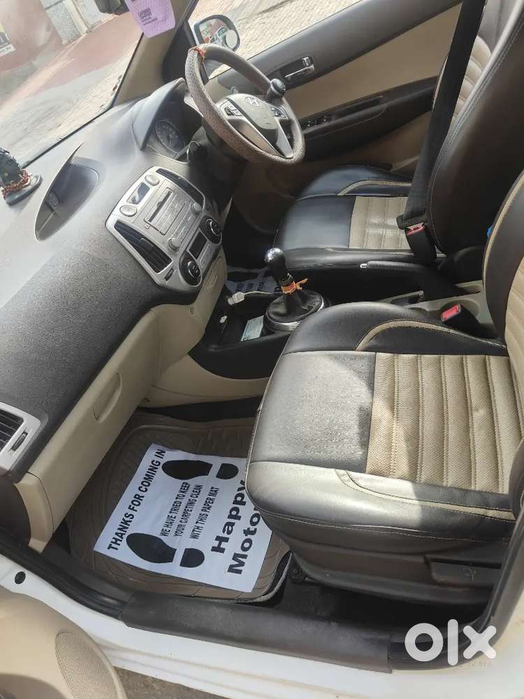 Hyundai I20 2011 Petrol Well Maintained