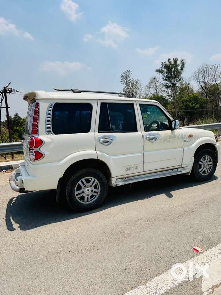 Mahindra Scorpio 2012 Diesel Well Maintained