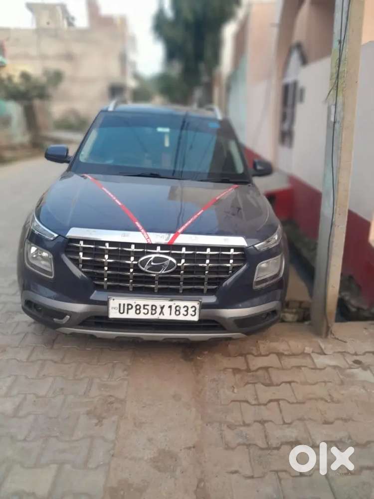 Hyundai Venue Petrol 2021