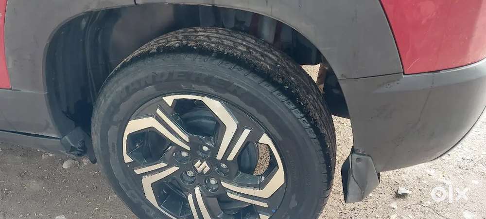 Maruti Suzuki Brezza 2023 Hybrid Genuine Odometer Reading,  Sunroof,