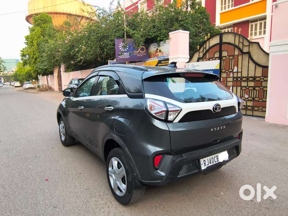 Tata Nexon 1.2 Revotron Xm Plus (s), 2022, Petrol