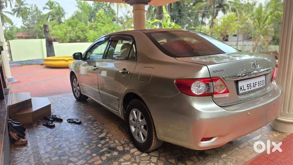 Toyota Corolla Altis 2012
