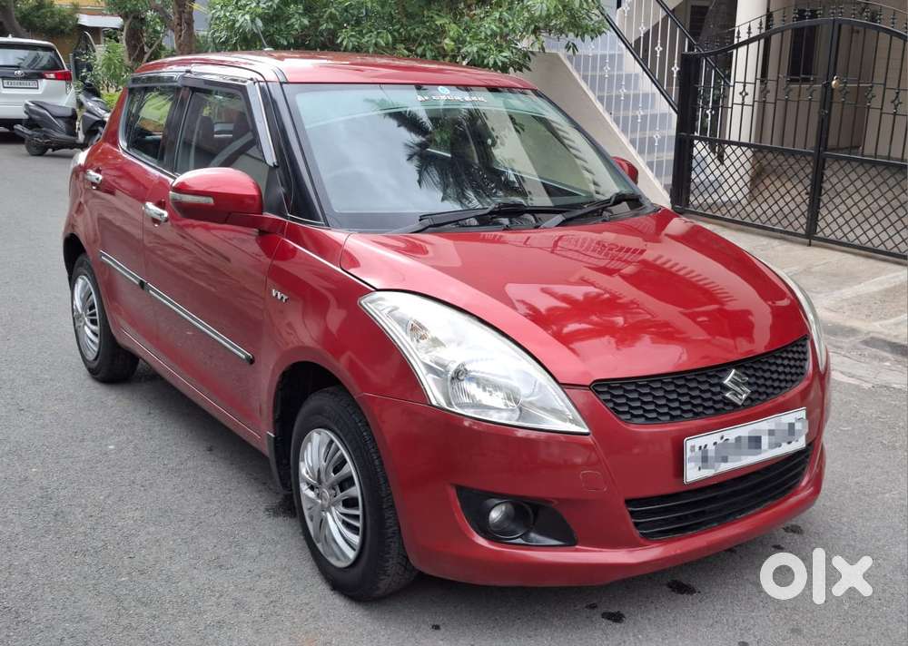 Maruti Suzuki Swift Vxi With Abs, 2013, Petrol