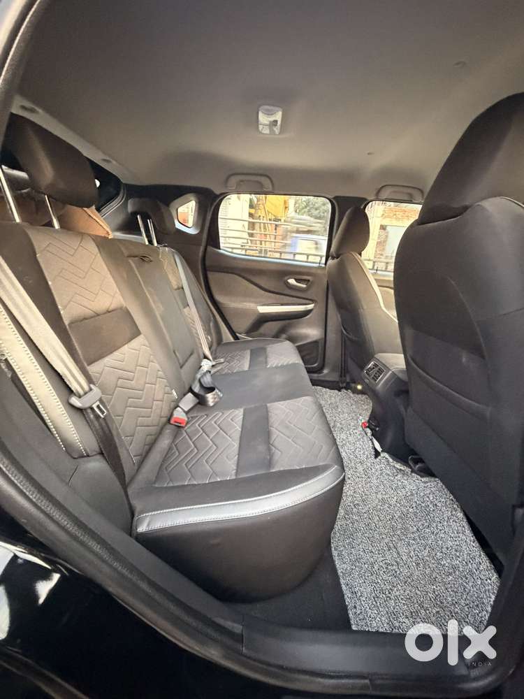 Nissan Magnite 1.0 Xv Premium Turbo (o), 2023, Petrol