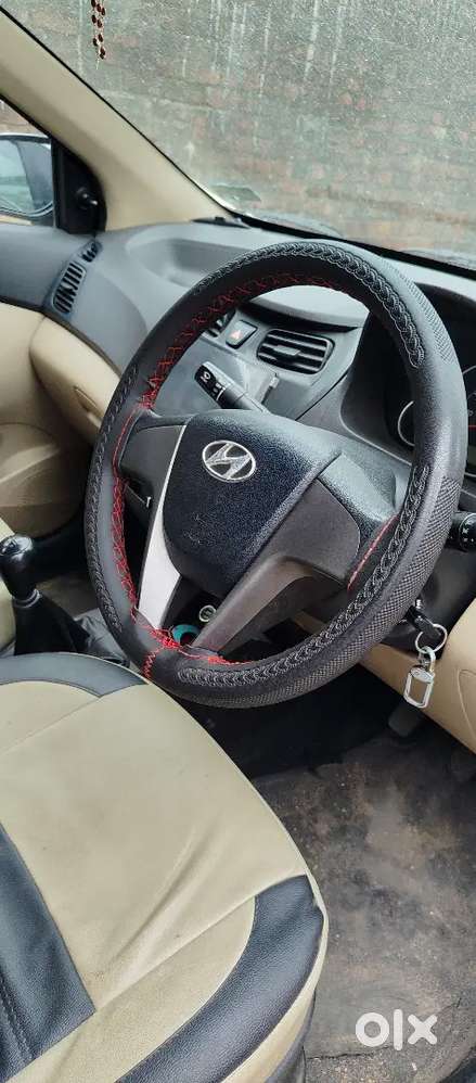 Hyundai Eon Sportz 2013