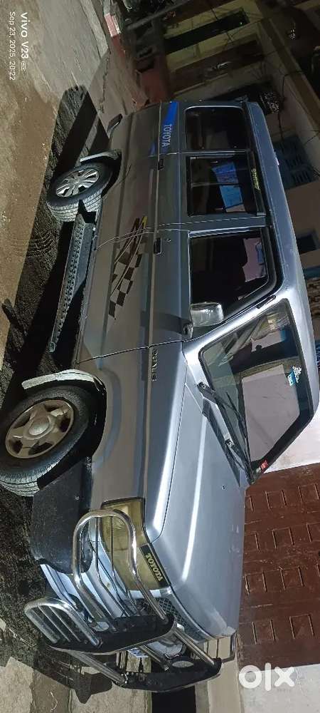 Toyota Qualis 2002 Diesel 20000 Km Driven Call