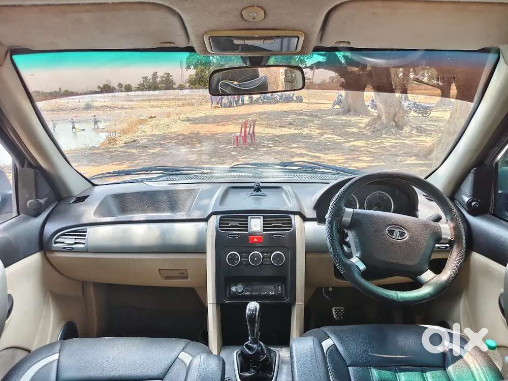 Tata Safari Storme 2014