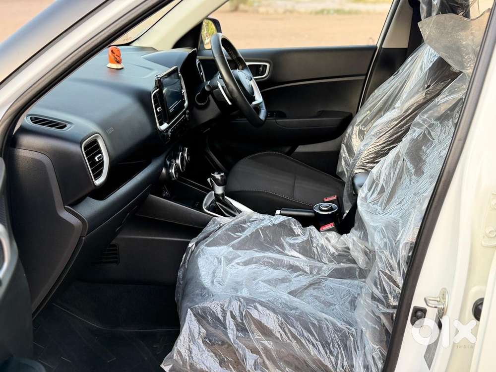Hyundai Venue, 2022, Petrol