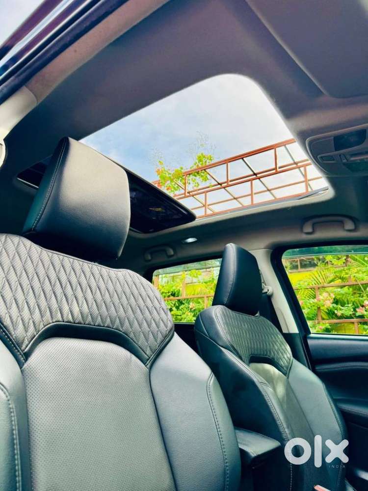 Maruti Suzuki Grand Vitara 1.5 Alpha Smart Hybrid At, 2023, Petrol