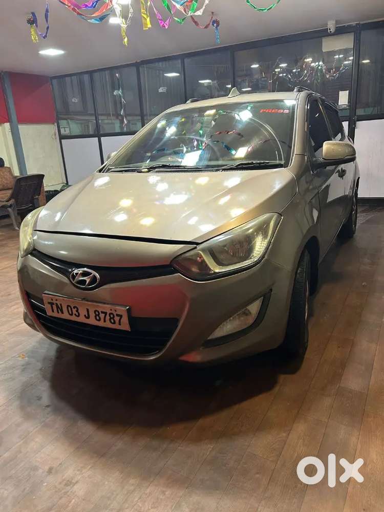 Hyundai I20 2012 Diesel 80000 Km Driven