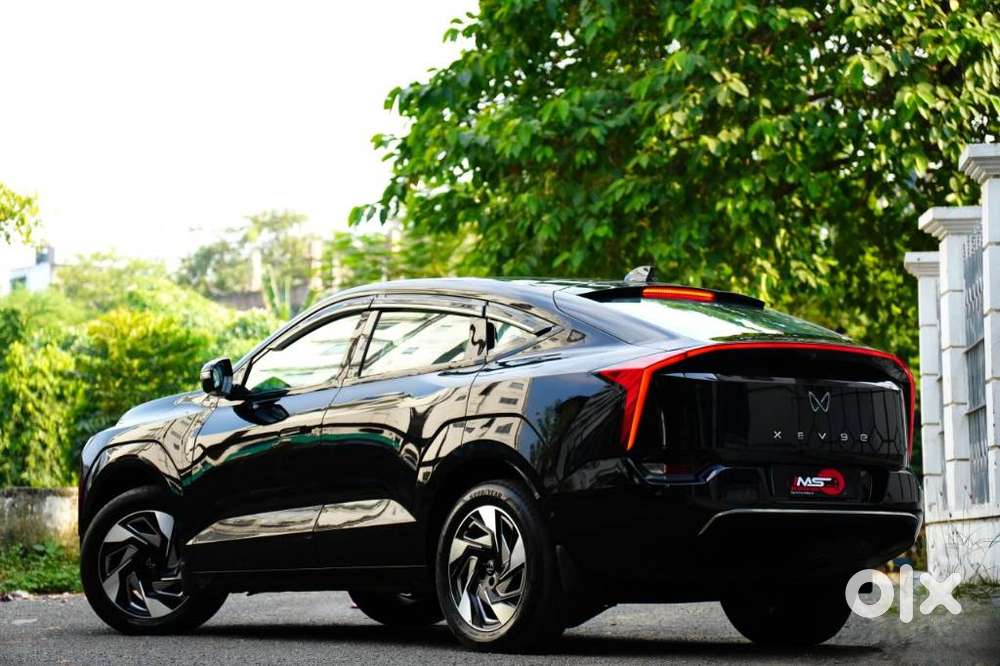 Mahindra Xev 9e Pack Three (top Model), 2025, Electric