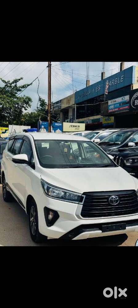 Toyota Innova Crysta 2.4 G Mt, 2024, Diesel