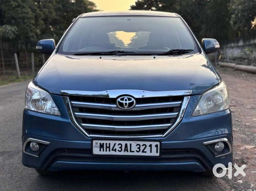 Toyota Innova 2012 Diesel 150000 Km Driven