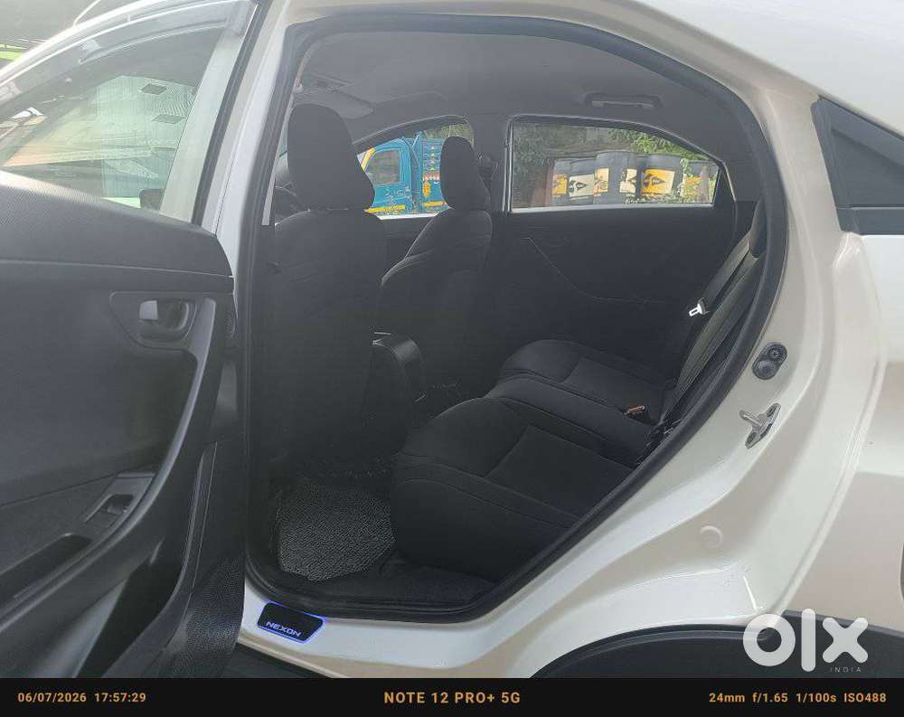 Tata Nexon, 2024, Diesel