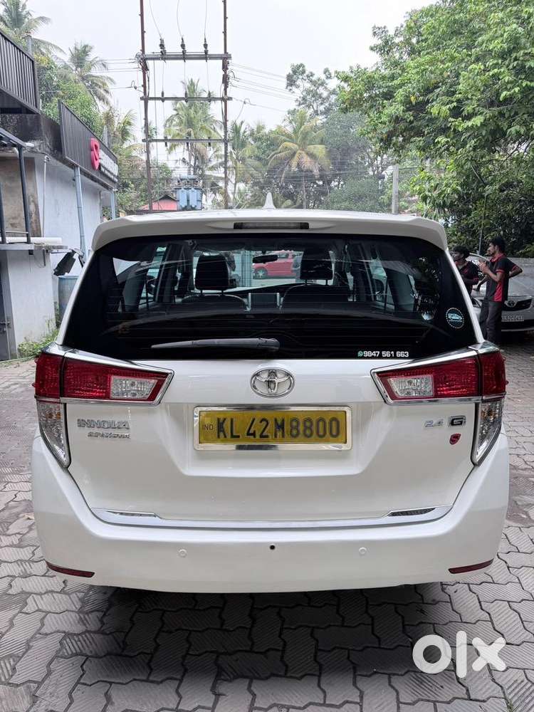 Toyota Innova Crysta 2016 Diesel 212000 Km Driven