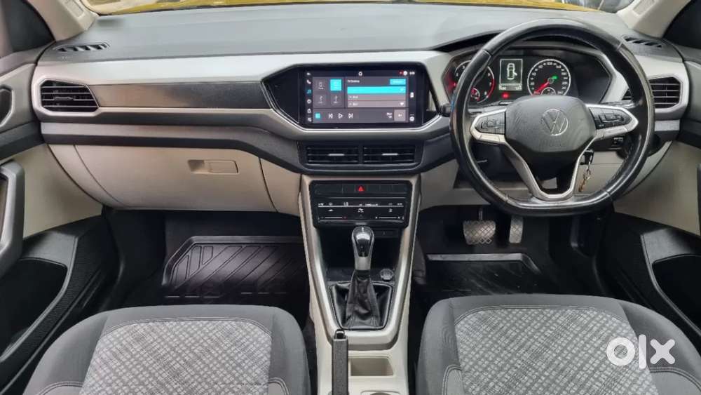 Volkswagen Taigun 1.0 Tsi Highline At, 2022, Petrol