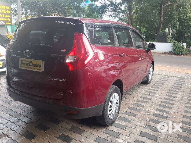Mahindra Marazzo M4, 2019, Diesel