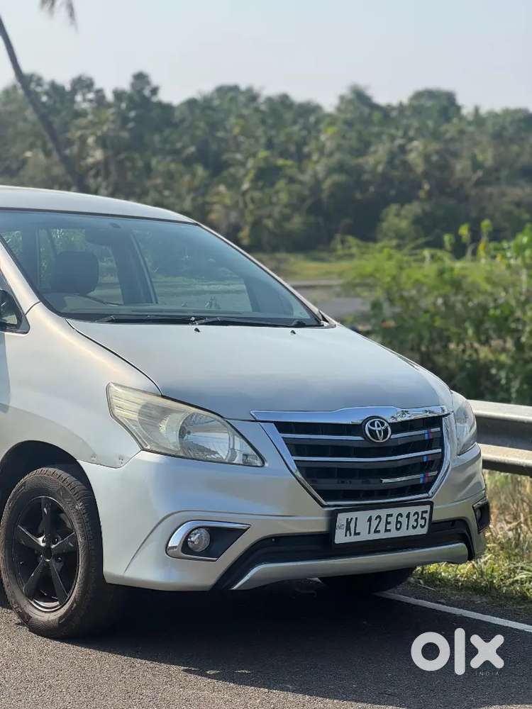Toyota Innova 2010
