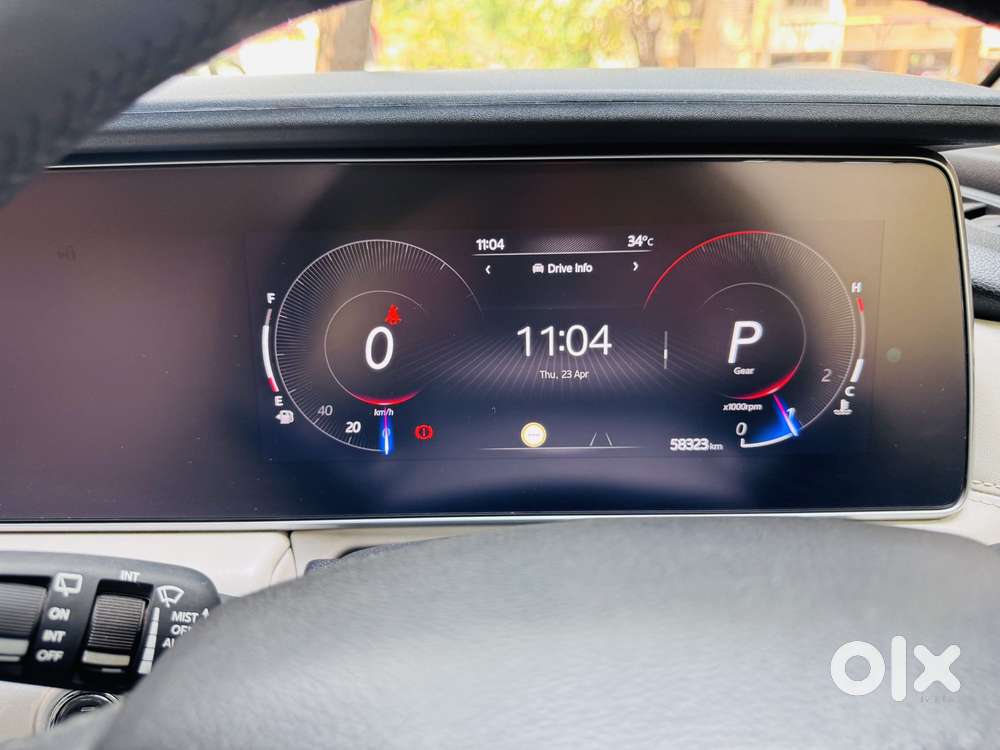 Mahindra Xuv700 2.2 Ax 7 Diesel At Luxury Pack Str Awd, 2024, Diesel