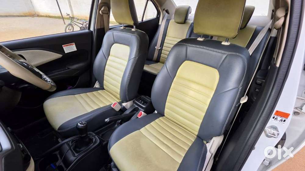 Maruti Suzuki Swift Dzire Vxi Optional, 2025, Cng & Hybrids
