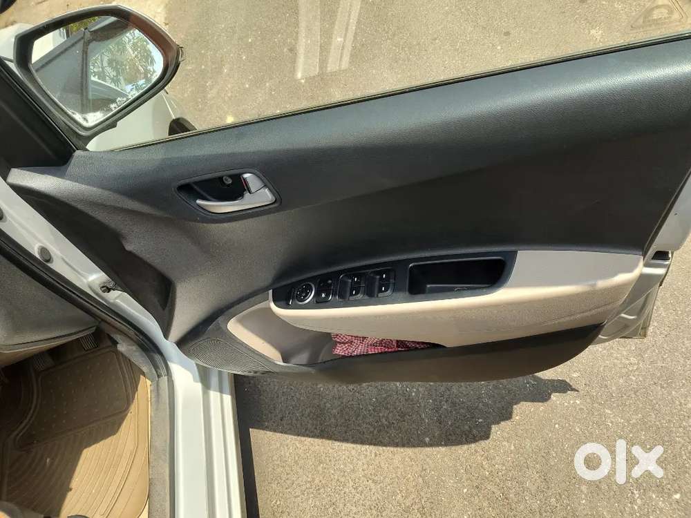 Hyundai Xcent 2014 Petrol 82000 Km Driven