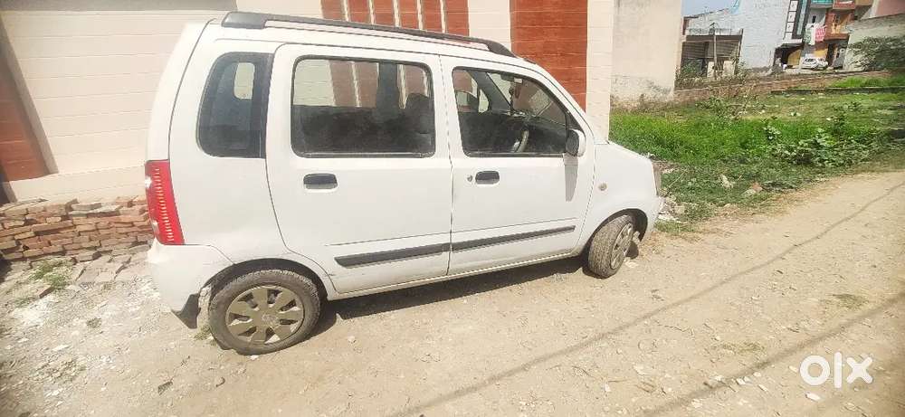 A Well Maintained Wagon R Extended Upto 2029