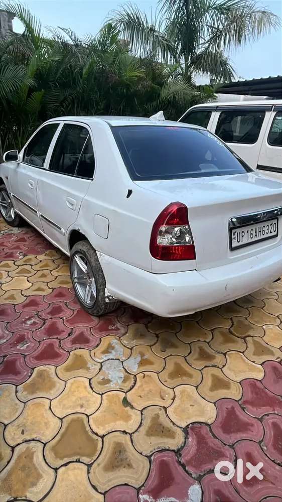 Hyundai Accent Gl Petrol 2012