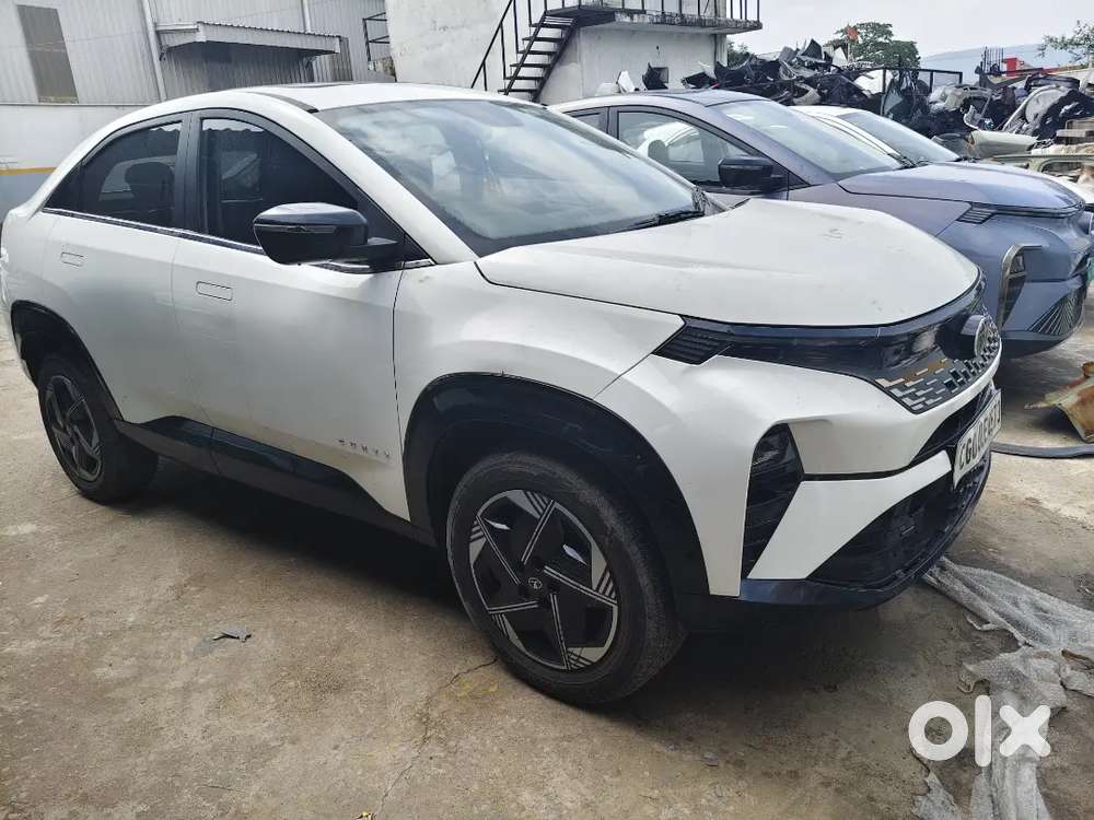Tata Curvv Plus Petrol 6mt 2025