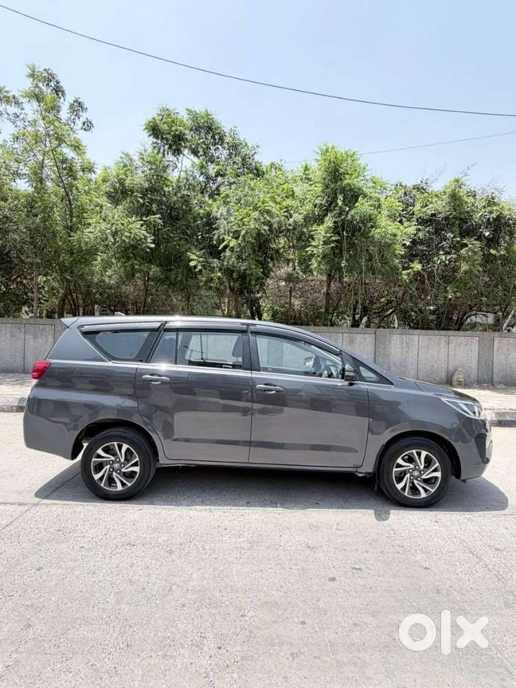 Toyota Innova Crysta [2020-ongoing] 2.4 Gx At 7 Str, 2021, Diesel