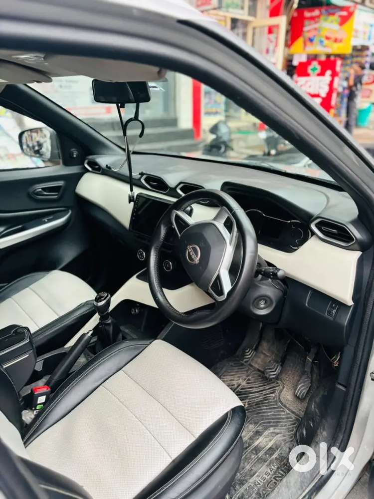 Nissan Magnite 2021 Xe Petrol Manual
