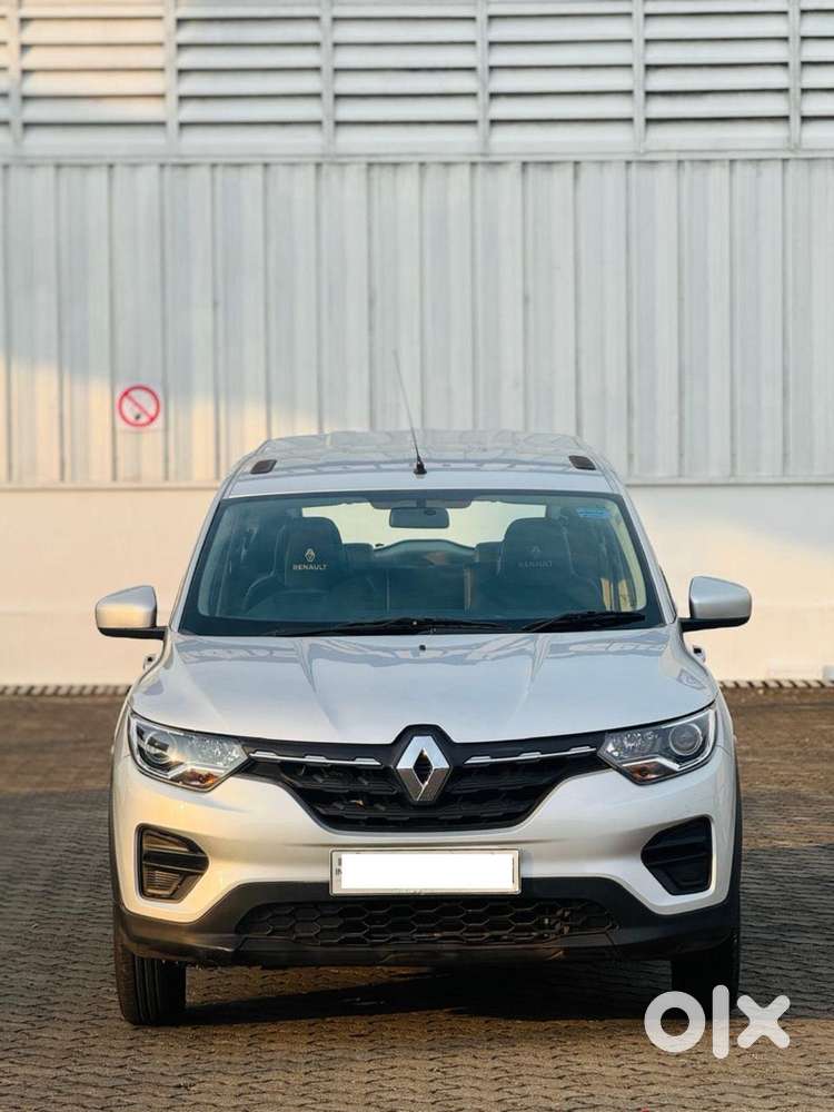 Renault Triber Rxl, 2021, Petrol