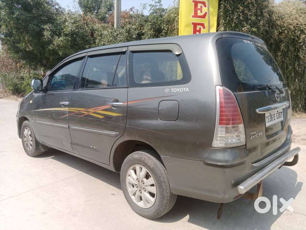 Toyota Innova 2.5 V 7 Str, 2009, Diesel