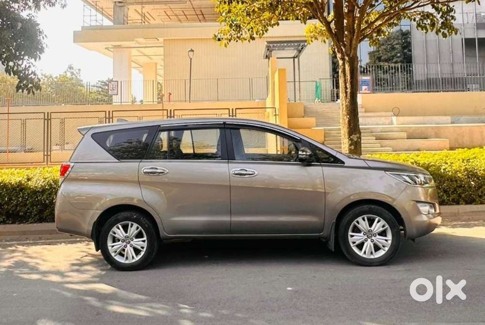 Toyota Innova Crysta Zx 2.4 Diesel 7 Seater, 2016, Diesel