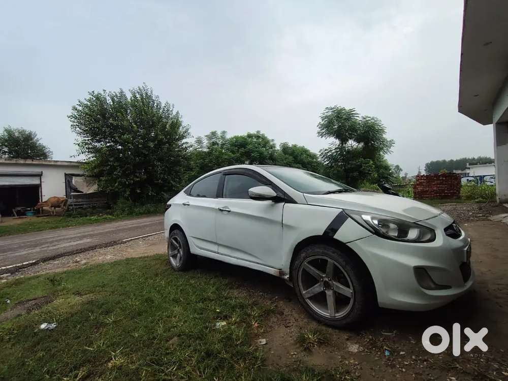 Hyundai Verna 1.6 Crdi 2013
