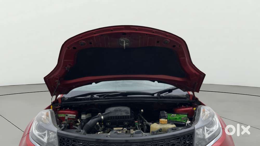 Tata Nexon 1.2 Revotron Xz Plus, 2017, Petrol