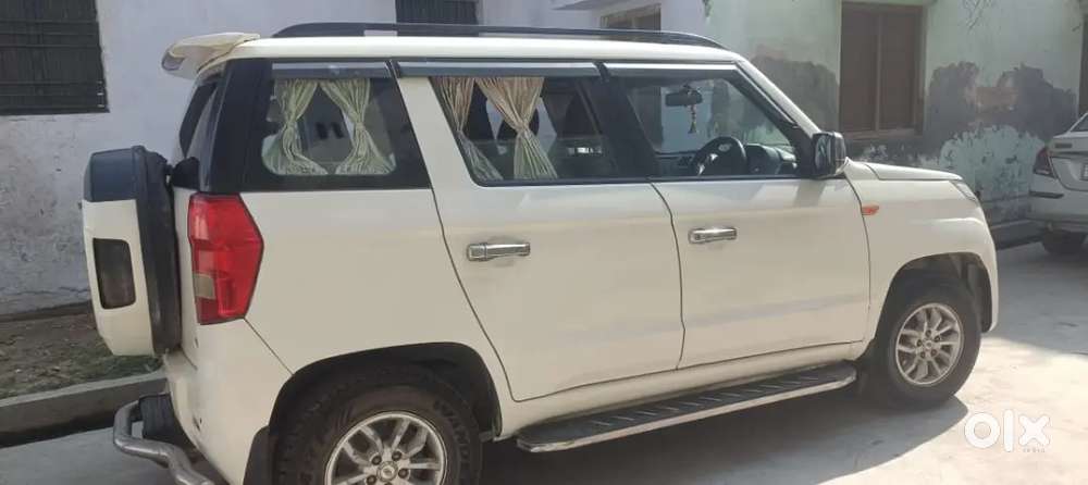Mahindra Tuv 300 2017 Dual Tone
