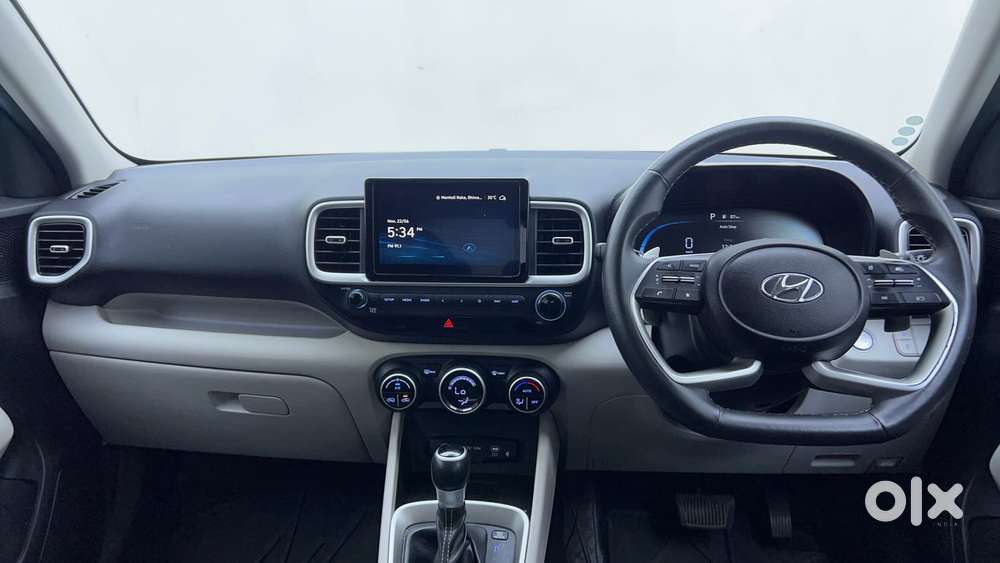 Hyundai Venue 1.0 Sx (o) Turbo Dct, 2023, Petrol
