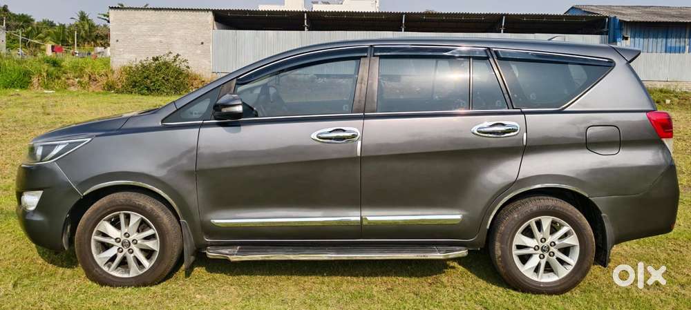 Toyota Innova Crysta 2.4 G Mt, 2016, Diesel
