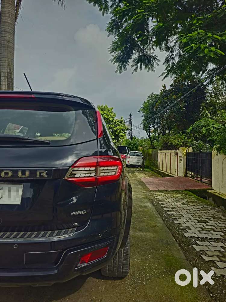Ford Endeavour 2.0l Titanium+ 4×4