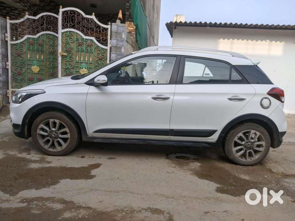 Hyundai I20 Active 2018 Petrol Well Maintained
