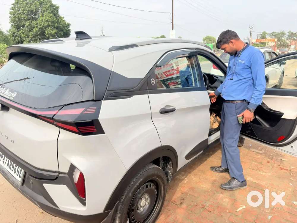 Tata Nexon 2024 Petrol Manual 62000 Km