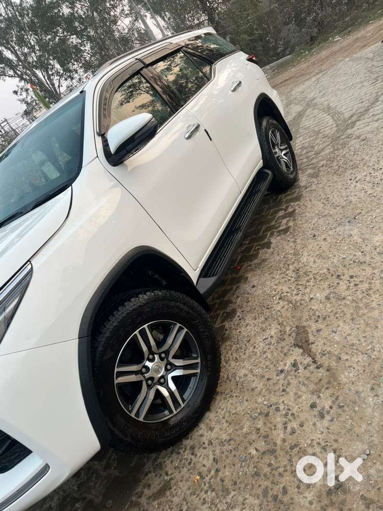 Toyota Fortuner 2023 Diesel